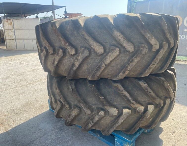 MICHELIN  440/80 R28 IND (16.9R28)